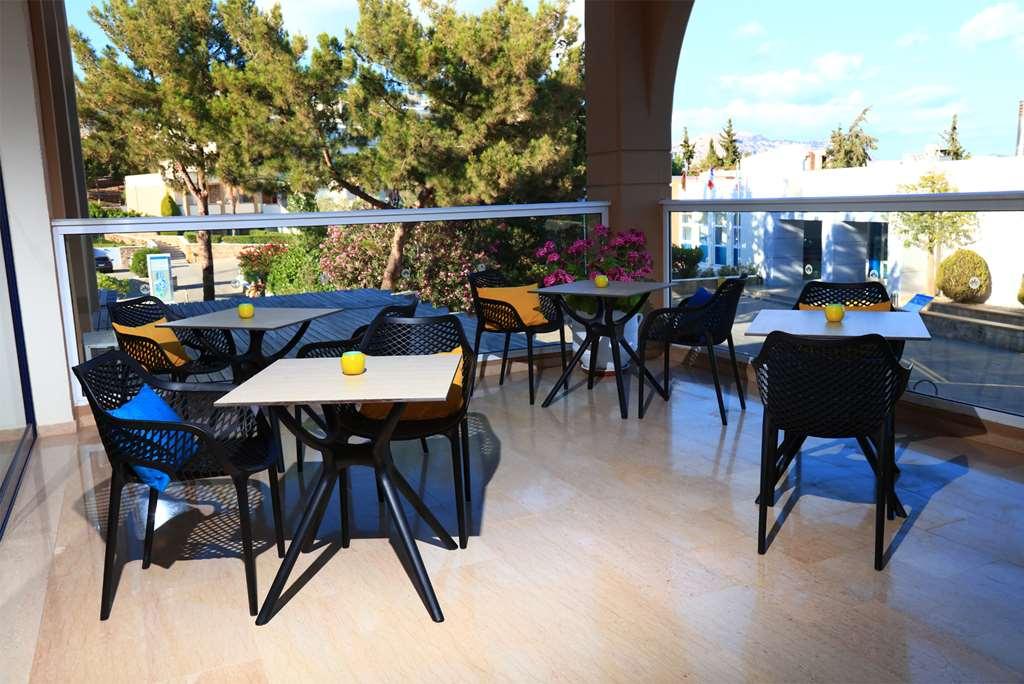Labranda Kiotari Miraluna Resort Интериор снимка