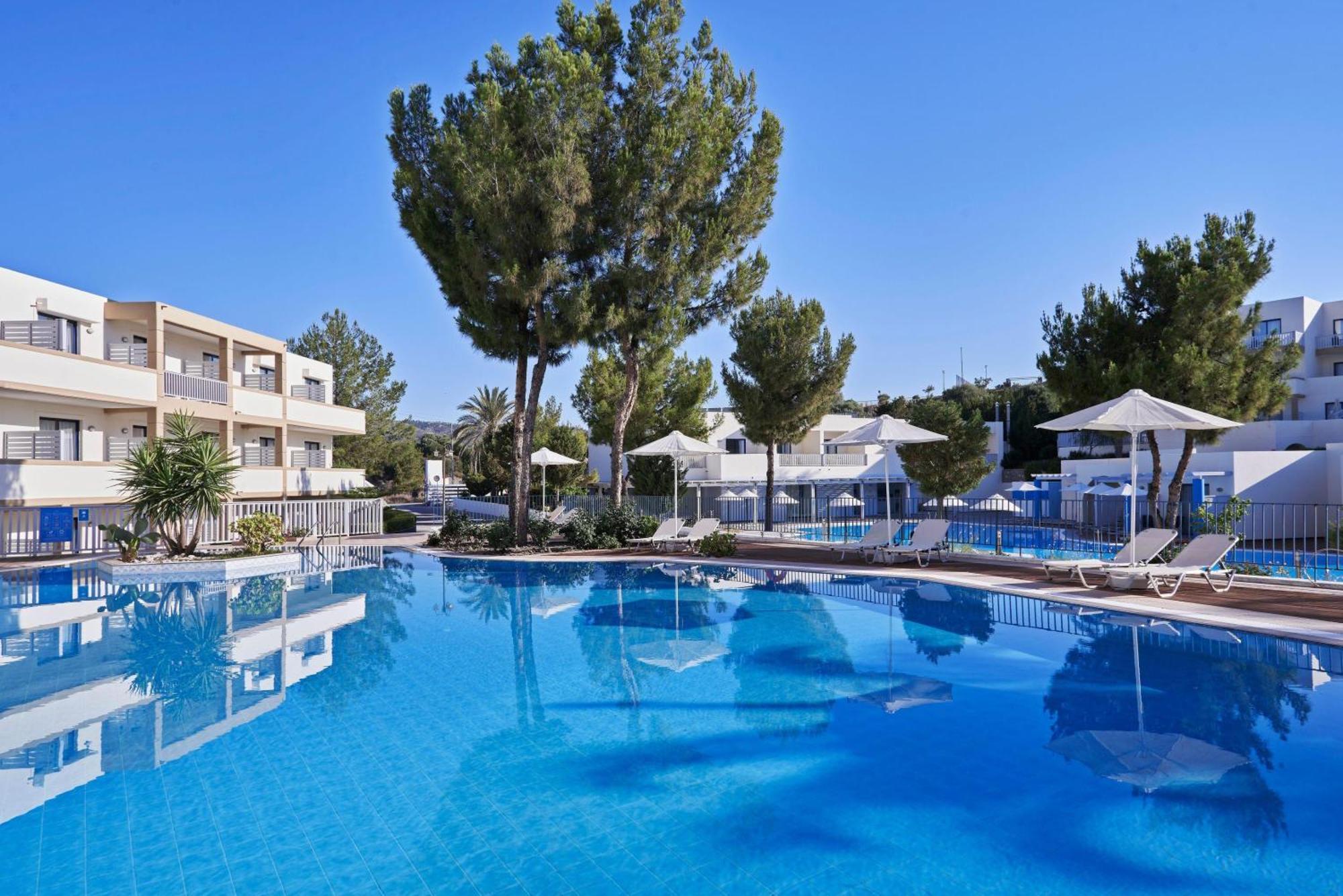 Labranda Kiotari Miraluna Resort Екстериор снимка